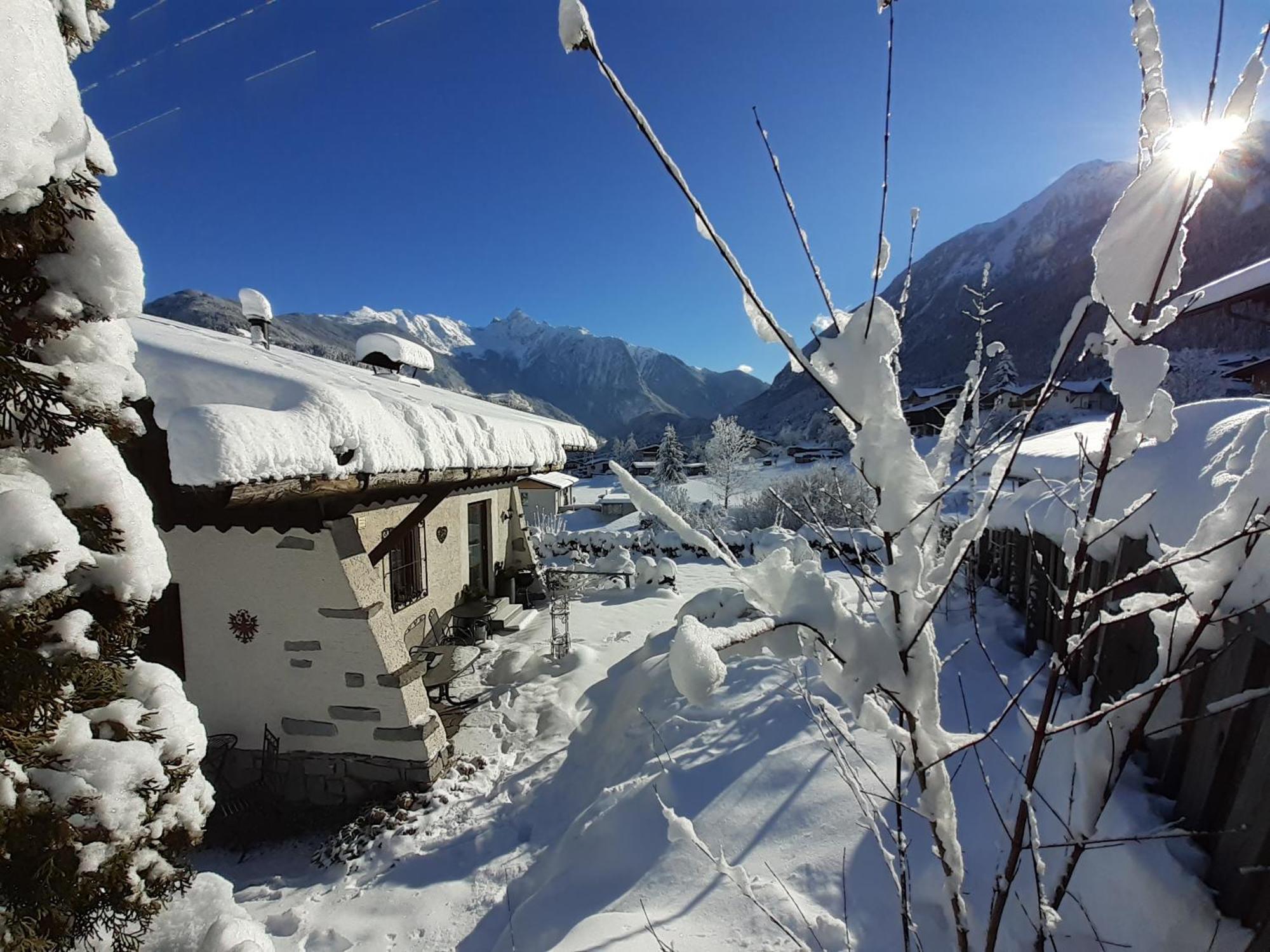 Ferienhaus Oetztal-Lodge Sautens Kültér fotó