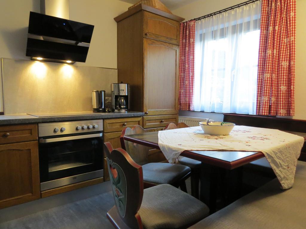 Ferienhaus Oetztal-Lodge Sautens Szoba fotó