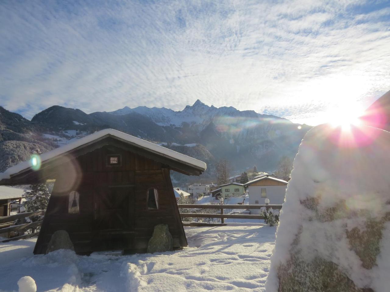 Ferienhaus Oetztal-Lodge Sautens Kültér fotó