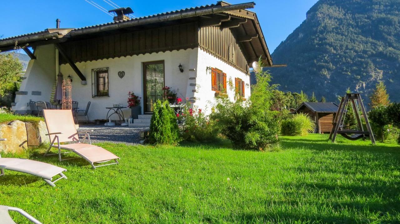 Ferienhaus Oetztal-Lodge Sautens Kültér fotó